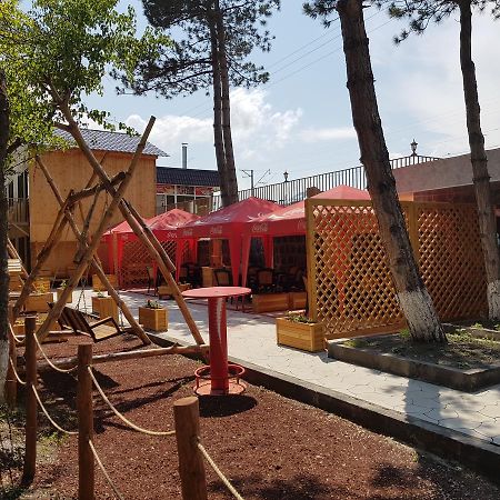 סבאן Jrahars Resort מראה חיצוני תמונה