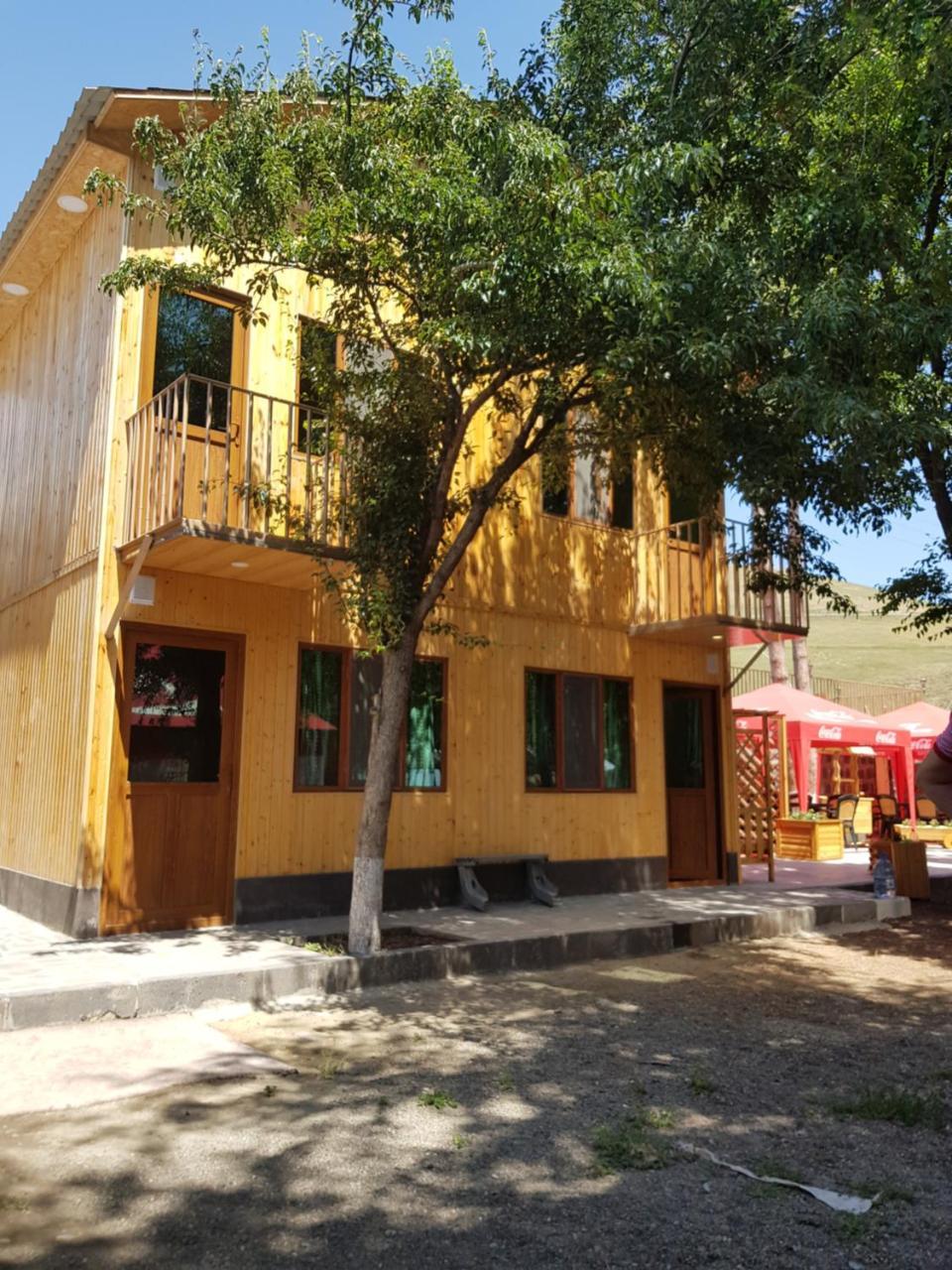 סבאן Jrahars Resort מראה חיצוני תמונה