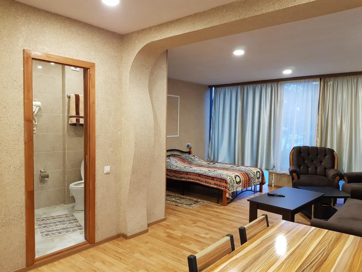 סבאן Jrahars Resort מראה חיצוני תמונה